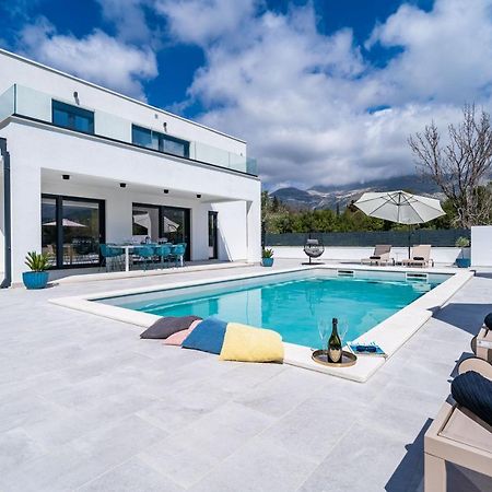 Villa Invigo - Brand New Private Pool Villa Mlini Dış mekan fotoğraf