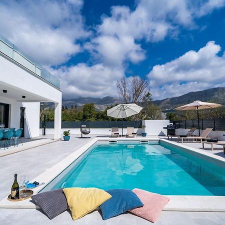 Villa Invigo - Brand New Private Pool Villa Mlini Dış mekan fotoğraf