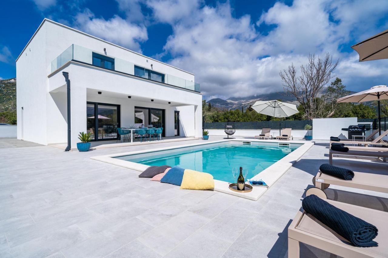 Villa Invigo - Brand New Private Pool Villa Mlini Dış mekan fotoğraf