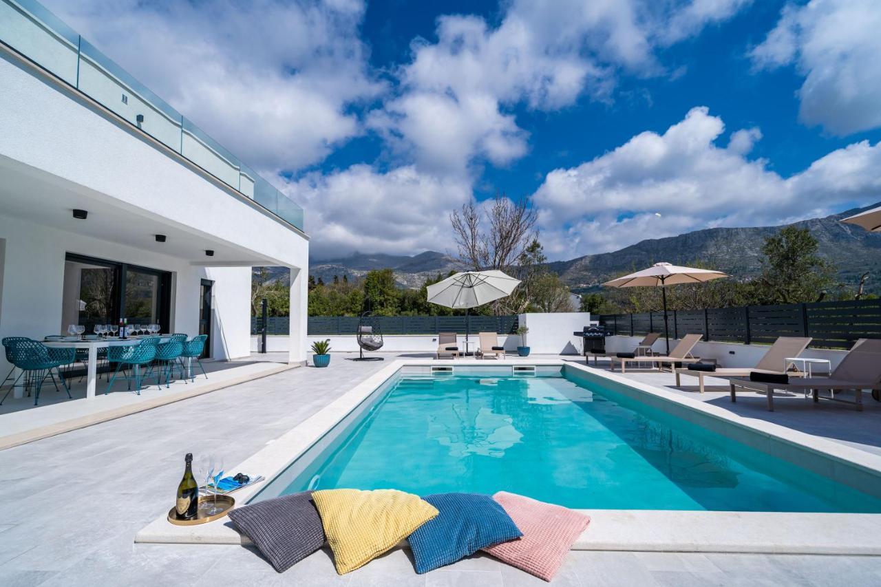 Villa Invigo - Brand New Private Pool Villa Mlini Dış mekan fotoğraf
