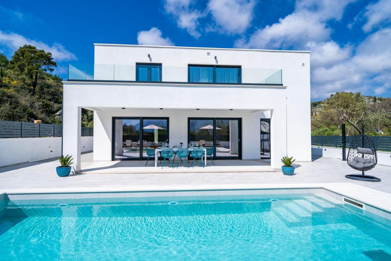 Villa Invigo - Brand New Private Pool Villa Mlini Dış mekan fotoğraf