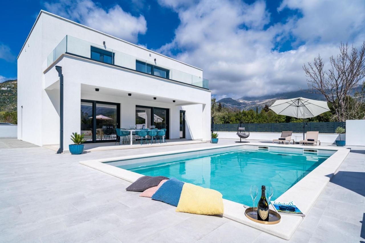 Villa Invigo - Brand New Private Pool Villa Mlini Dış mekan fotoğraf